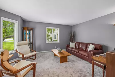 4215 Juneau Lane N, Plymouth, MN 55446 - Photo 7