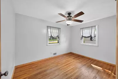 3860 2 1/2 Street NE, Columbia Heights, MN 55421 - Photo 15