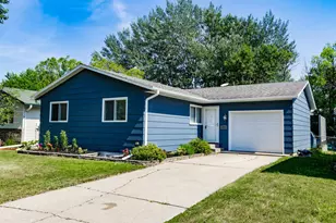 2925 14th Ave S, Moorhead, MN 56560 - Photo 1