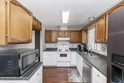 2925 14th Avenue S, Moorhead, MN 56560 - Photo 11