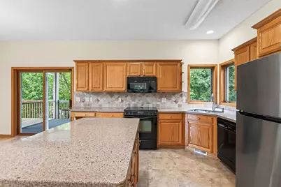 9848 Oak Shore Drive, Lakeville, MN 55044 - Photo 33