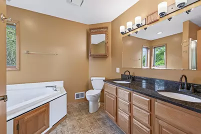 9848 Oak Shore Drive, Lakeville, MN 55044 - Photo 19