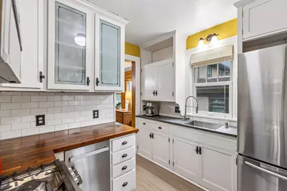 1416 Saint Clair Avenue, Saint Paul, MN 55105 - Photo 17