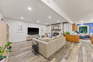 14880 Ironwood Ct, Eden Prairie, MN 55346 - Photo 21