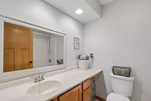 1911 Stone Crk, Hudson, WI 54016 - Photo 15