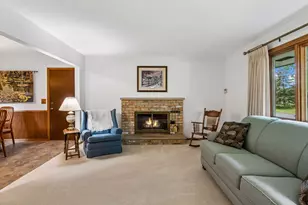 1938 Midland Hills Rd, Roseville, MN 55113 - Photo 9