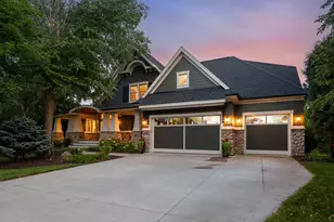 10921 Bent Water Ln, Woodbury, MN 55129 - Photo 9