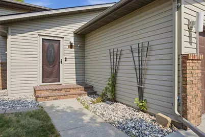 2622 29th Avenue S, Moorhead, MN 56560 - Photo 3