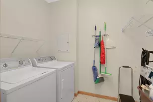 1800 Graham Ave, Saint Paul, MN 55116 - Photo 25