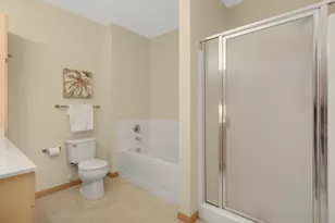 1800 Graham Ave, Saint Paul, MN 55116 - Photo 19