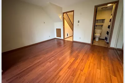 17562 Pond Circle, Eden Prairie, MN 55346 - Photo 3