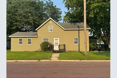 291 1st Street NW, Wells, MN 56097 - Photo 1