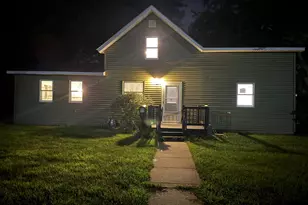 291 1st St NW, Wells, MN 56097 - Photo 5