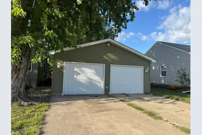291 1st Street NW, Wells, MN 56097 - Photo 5