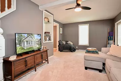 928 W Howard Street, Winona, MN 55987 - Photo 5