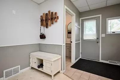 928 W Howard Street, Winona, MN 55987 - Photo 15
