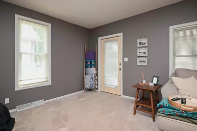 928 W Howard Street, Winona, MN 55987 - Photo 3