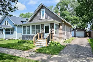 928 W Howard St, Winona, MN 55987 - Photo 1