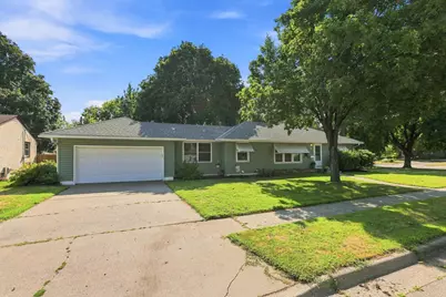 8 6th Avenue NE, Osseo, MN 55369 - Photo 31