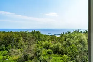 805 W 10th St, Duluth, MN 55806 - Photo 37