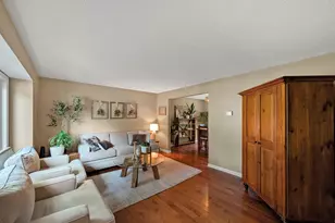 13655 Henna Ct, Apple Valley, MN 55124 - Photo 3