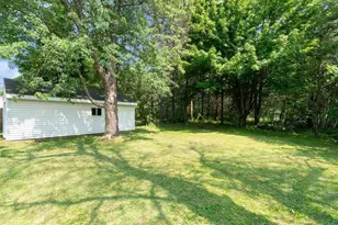 1302 Eklund Ave, Duluth, MN 55811 - Photo 5