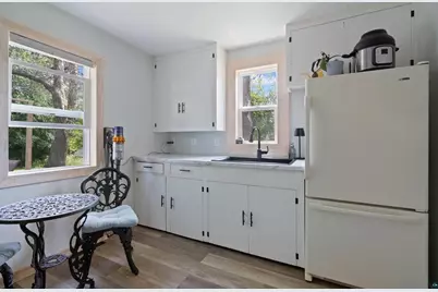 1302 Eklund Avenue, Duluth, MN 55811 - Photo 15