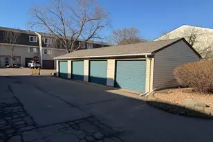 409 Dorland Pl, Maplewood, MN 55119 - Photo 29