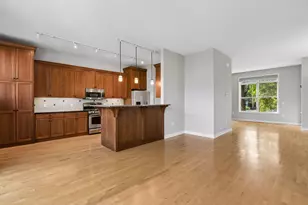 1401 Franklin Ave SE, Minneapolis, MN 55414 - Photo 7