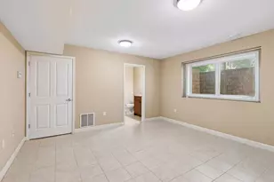 1401 Franklin Ave SE, Minneapolis, MN 55414 - Photo 35