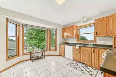 4603 5th Street NW, Rochester, MN 55901 - Photo 3