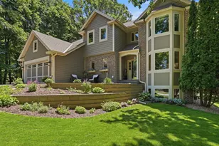 1021 Wildwood Way, Chaska, MN 55318 - Photo 3