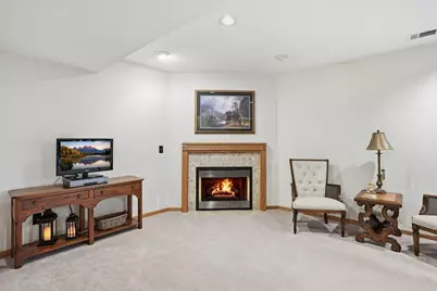 1021 Wildwood Way, Chaska, MN 55318 - Photo 37