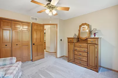 1021 Wildwood Way, Chaska, MN 55318 - Photo 33