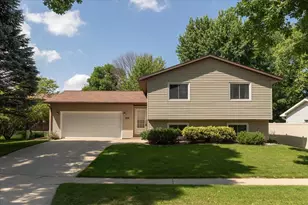 619 Chalet Dr NW, Rochester, MN 55901 - Photo 1