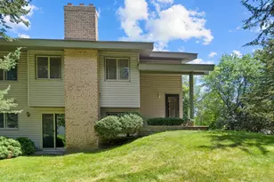 9774 Dorset Ln, Eden Prairie, MN 55347 - Photo 29
