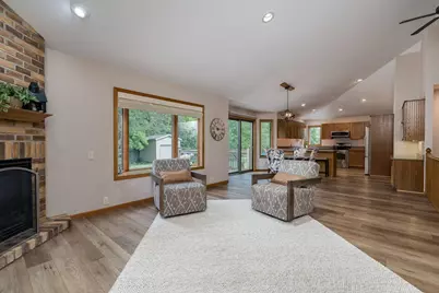 120 Sunburst Circle, Mankato, MN 56001 - Photo 9