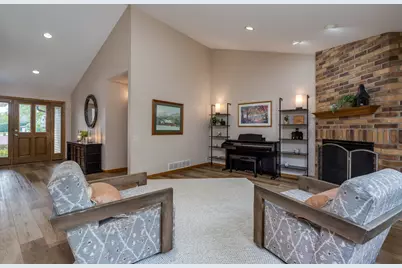 120 Sunburst Circle, Mankato, MN 56001 - Photo 7