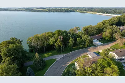 1701 Oakwood Terrace, Albert Lea, MN 56007 - Photo 21