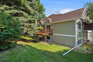 14202 Towers Ln, Eden Prairie, MN 55347 - Photo 25