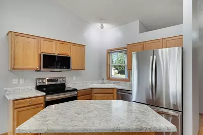 7633 Fox Creek Court, Greenfield, MN 55373 - Photo 9