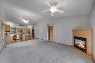 7633 Fox Creek Ct, Greenfield, MN 55373 - Photo 3
