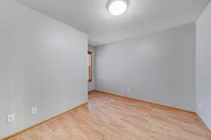 7633 Fox Creek Ct, Greenfield, MN 55373 - Photo 15