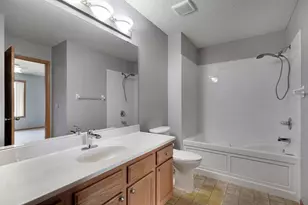7633 Fox Creek Ct, Greenfield, MN 55373 - Photo 21