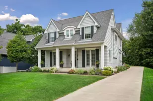 619 Gardner St, Wayzata, MN 55391 - Photo 5