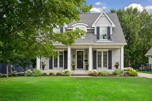 619 Gardner St, Wayzata, MN 55391 - Photo 1