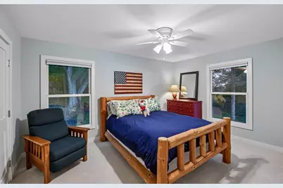 3945 Hillcrest Way, Deephaven, MN 55391 - Photo 17