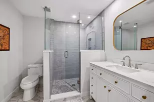 3945 Hillcrest Way, Deephaven, MN 55391 - Photo 25
