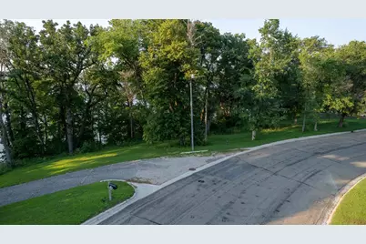 1705 Oakwood Terrace, Albert Lea, MN 56007 - Photo 25
