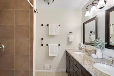 8607 Shiloh Court, Eden Prairie, MN 55347 - Photo 19